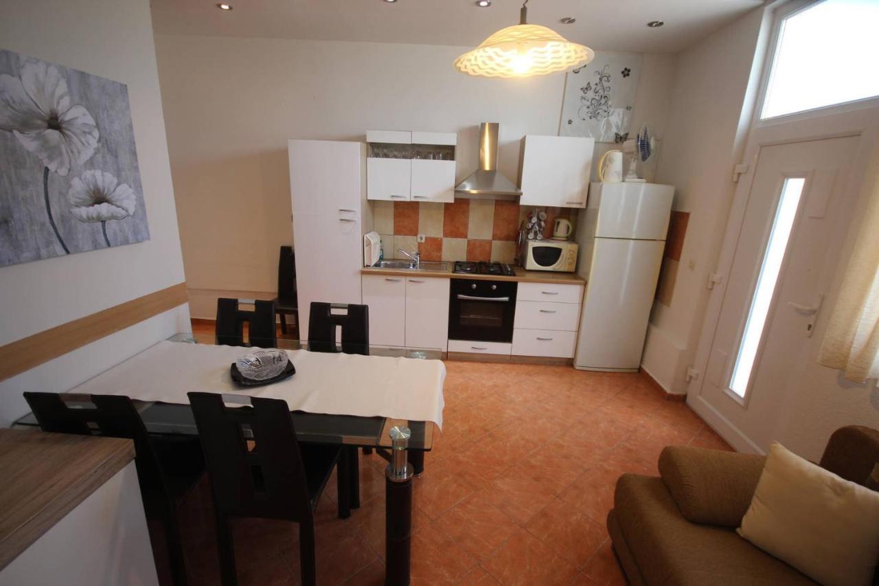 Family Apartment Mirela Borik زادار المظهر الخارجي الصورة